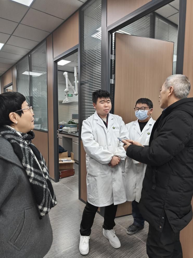 6d667319f2d9c3bc4f15d6f9619c657