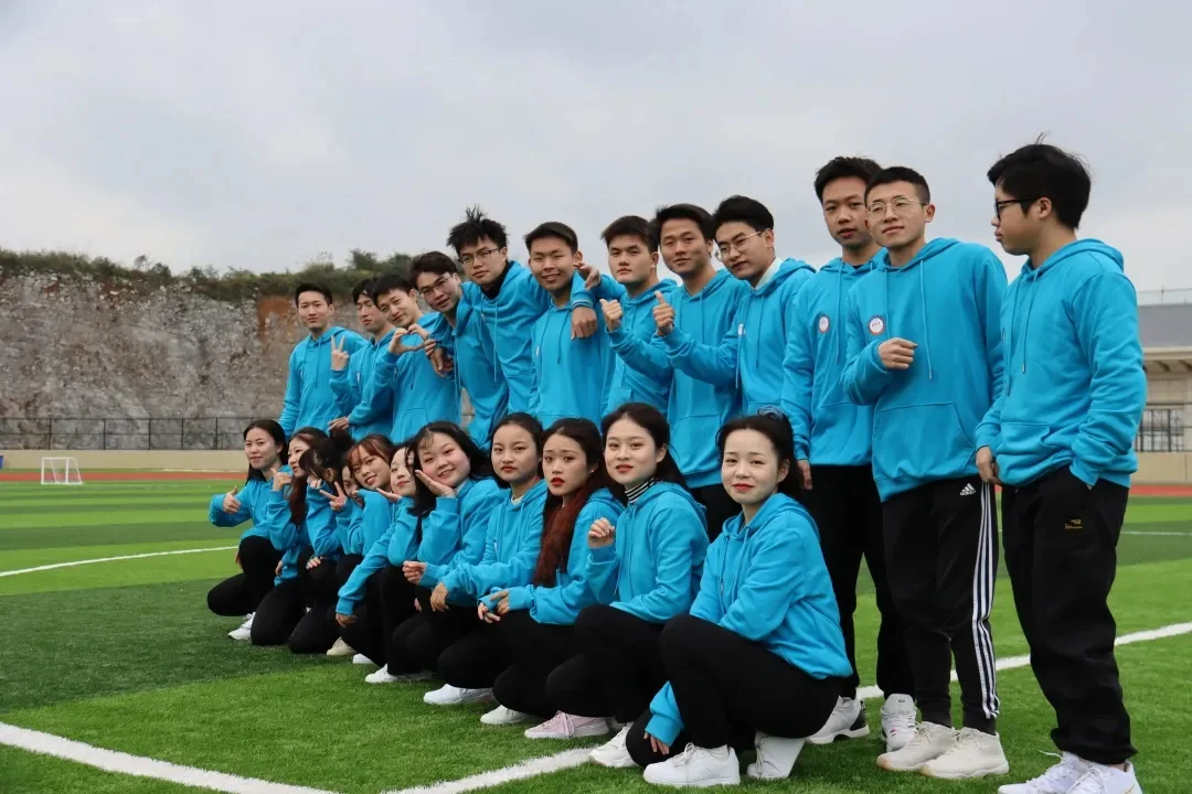 BenPaoBaQingChunBiaoYanZheDaX.max-1600x1