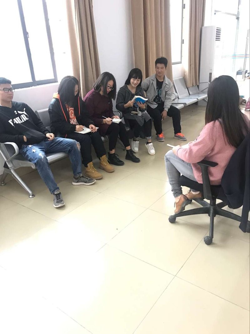 2017NianXinXiaoQuShiPinAnQuanShiJianYing