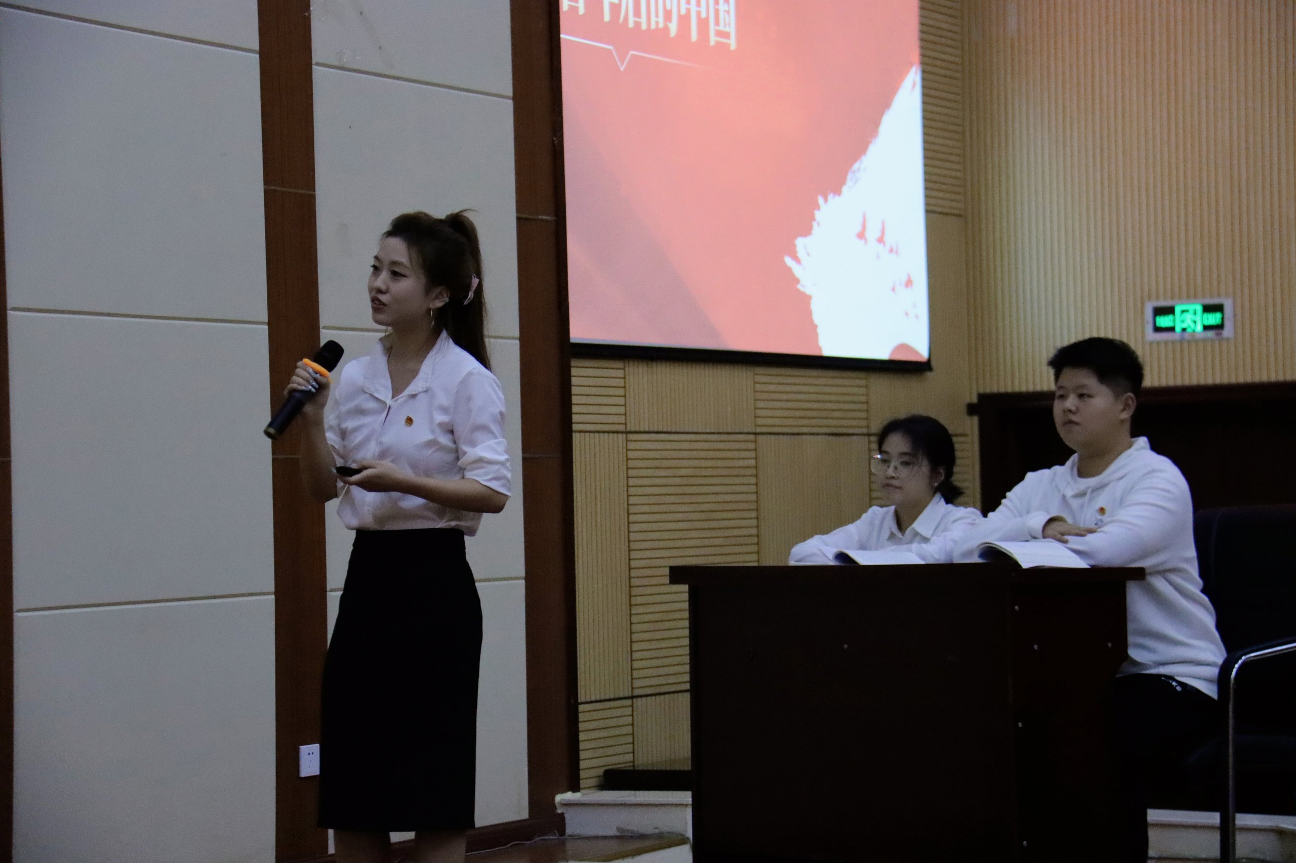 参赛成员 (2).jpg